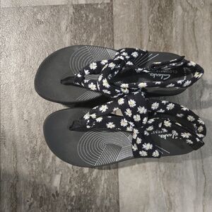 Clarks Women's Black Floral Sandals